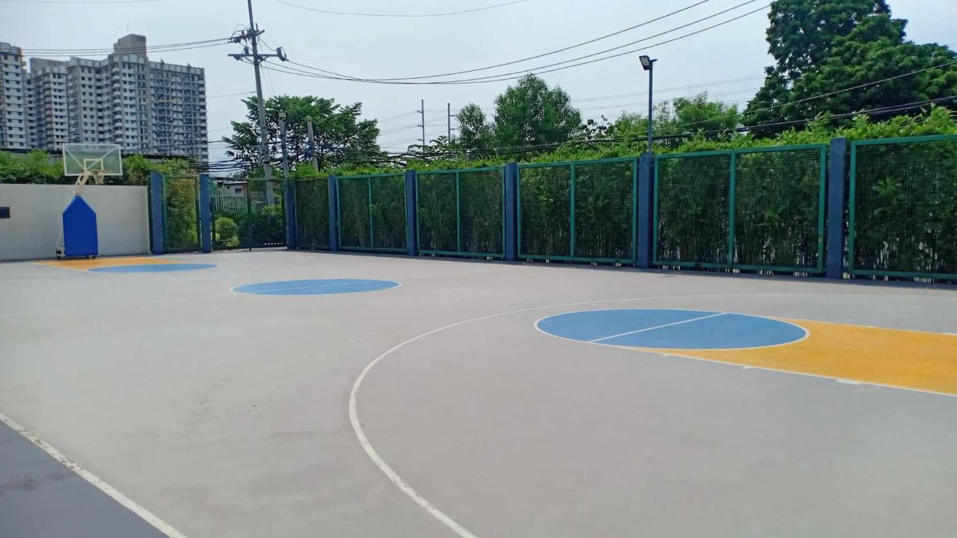 Appartement Taguig Budget Airbnb With Amenities Near Bgc And Airport Manille