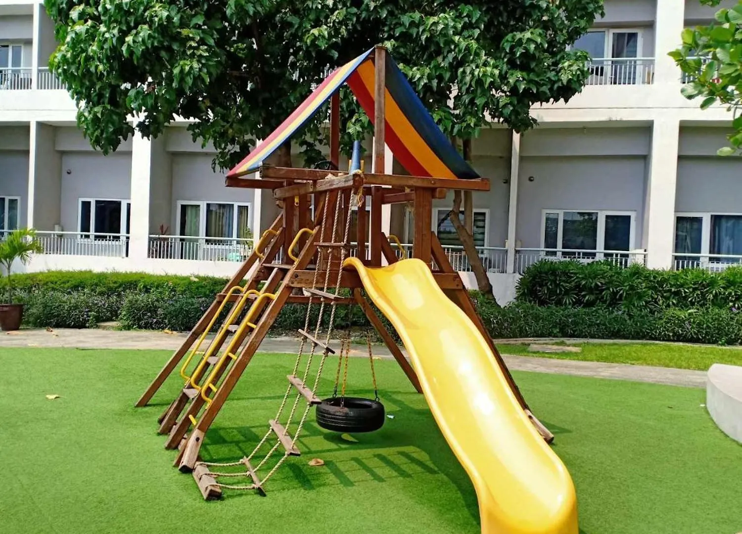 Appartement Taguig Budget Airbnb With Amenities Near Bgc And Airport Manille